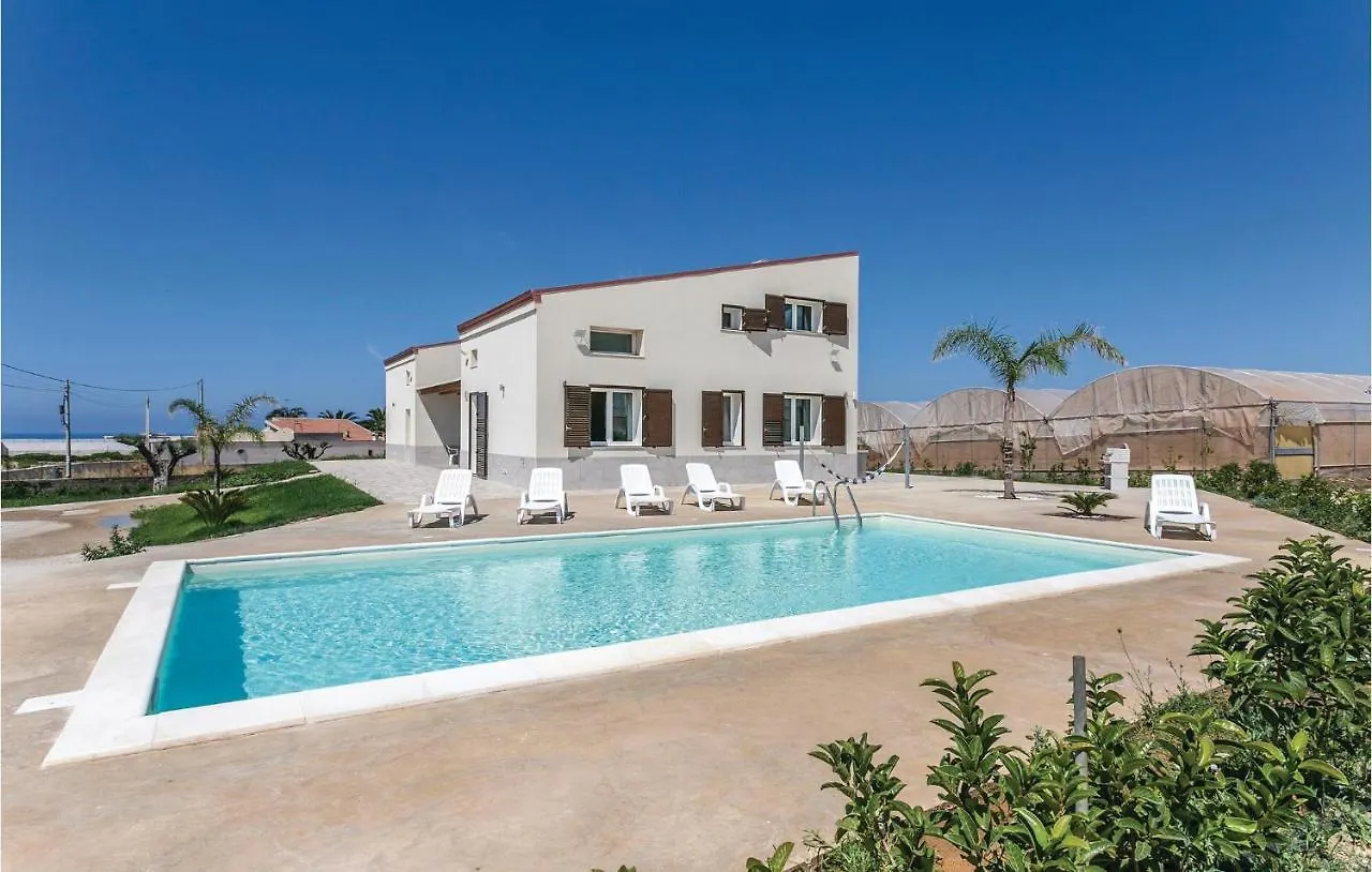 בית נופש מרינה די רגוזה Villa Marzia