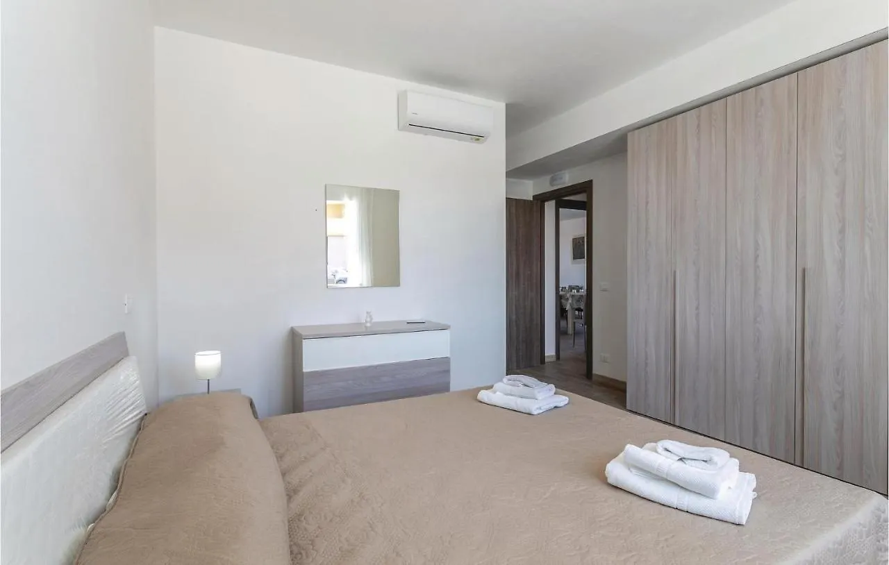 בית נופש מרינה די רגוזה Villa Marzia איטליה